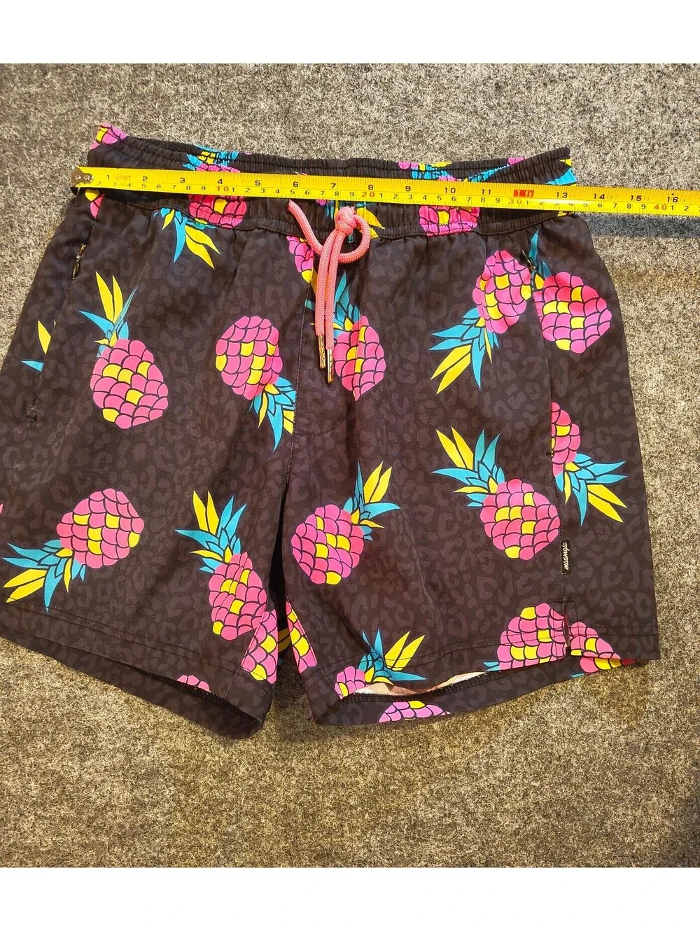 Maamgic Swim Shorts Men’s XS Pineapple Print Black Pink Drawstring Trunks
